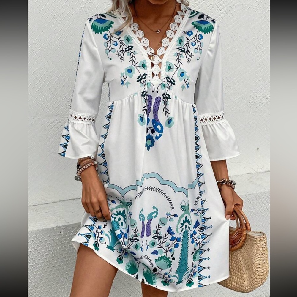 Boho floral print lace insert flare sleeve dress